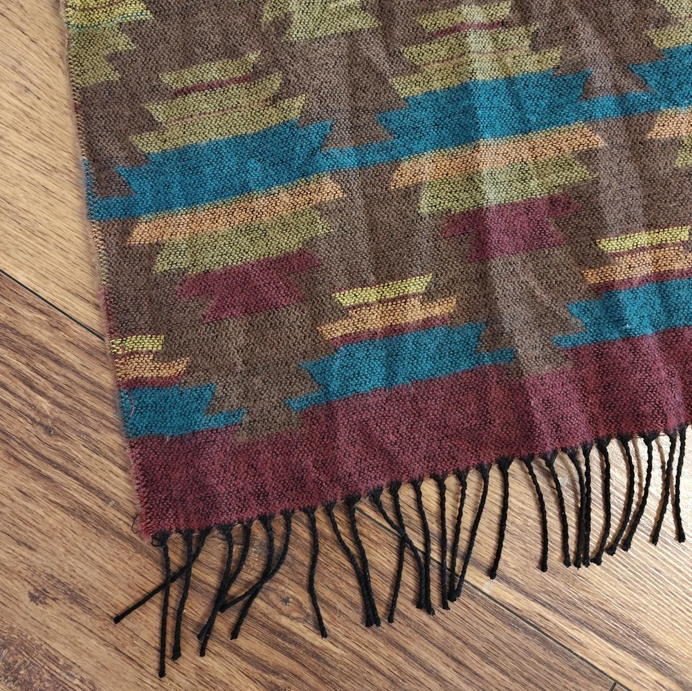 Aztec Blanket Scarf Western Tribal Pattern Fringe Cabincore Brown Magenta Womens